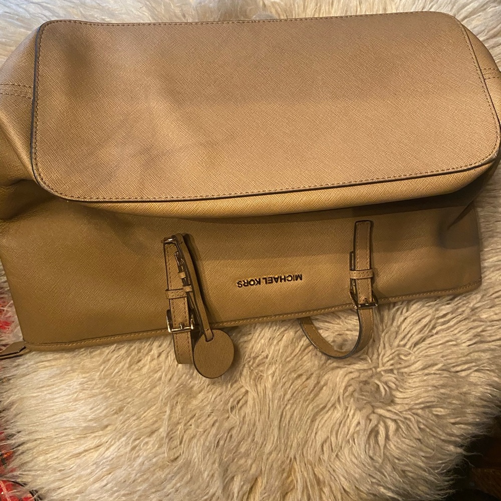MICHAEL Michael Kors Tan Leather Tote - Picture 3 of 6